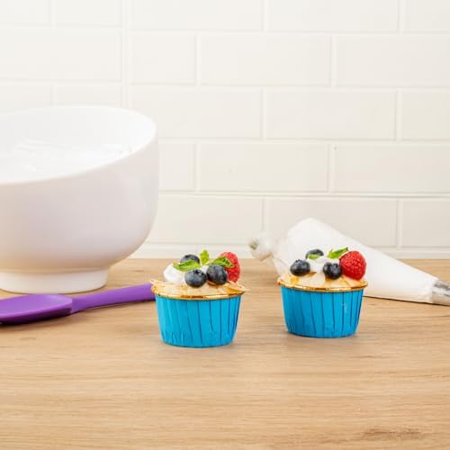 Restaurantware 3.5 oz Round Blue Paper Foil Baking Cup, 500 Pack - Image 6