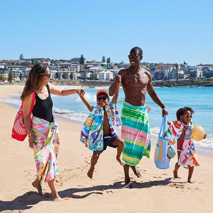 Dock & Bay Kid's Towel - for Beach Use - Quick Dry, Sand Free - Compact, Lightweight - 100% Recycled - Includes Bag - Good Vibes Club, Medium (130x70cm, 51x28) - Image 8