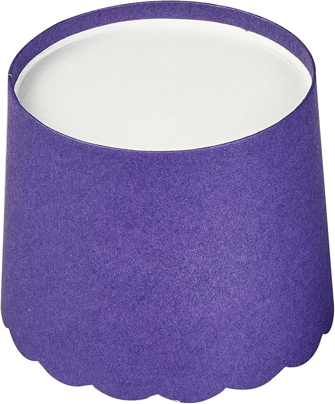 Restaurantware Baking Cups 200 Pack of 6 oz Paper Cupcake Liners Greaseproof Scalloped Oven-Safe Elegant Dessert Muffin Cups Disposable for Parties - Image 13