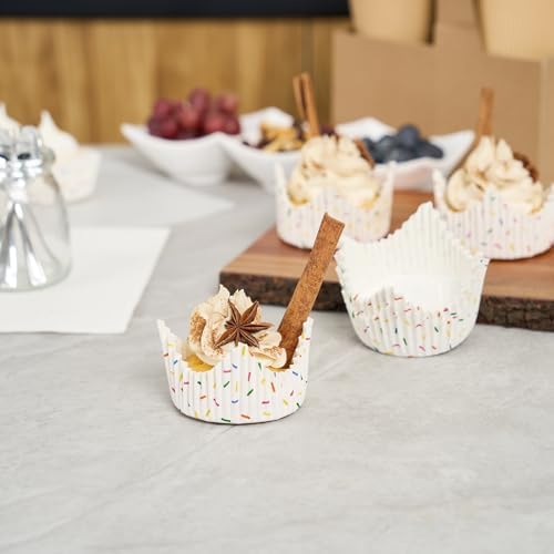 Restaurantware Baking Cups 4000 Pack of 4 oz Greaseproof Cupcake Liners Disposable Oven, Freezer-Safe Paper Muffin Holders for Birthdays, Parties, Events - Image 3