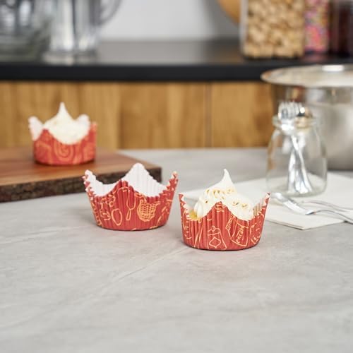 Restaurantware Baking Cups 4000 Pack of 4 oz Greaseproof Cupcake Liners Disposable Oven, Freezer-Safe Paper Muffin Holders for Birthdays, Parties, Events - Image 7