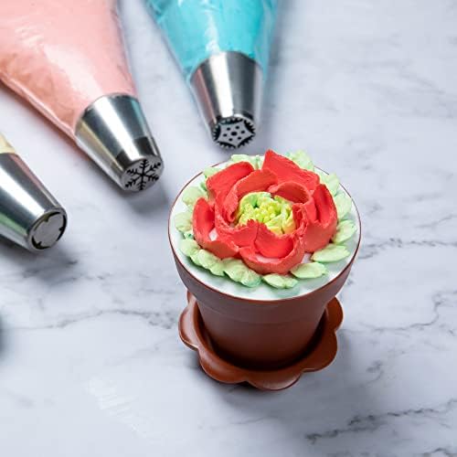 Restaurantware-Russian Piping Tip, 1 Petal Cake Decor Piping Tip - #44, Corrosion-Resistant, Stainless Steel Decorating Tip For Frosting, Dishwashable, Decorate Cupcakes, Cakes, or Cookies - Image 3