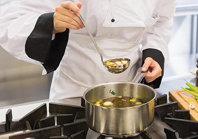 Winco 10 qt Stainless Steel Sauce pan with Cover - Image 9