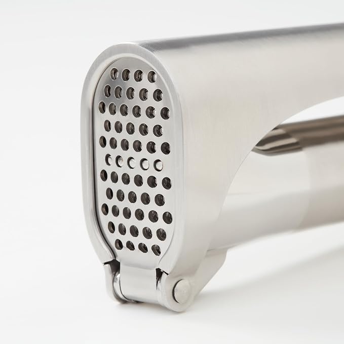 Rösle Stainless Steel Mincing Garlic Press, Premium - Image 4