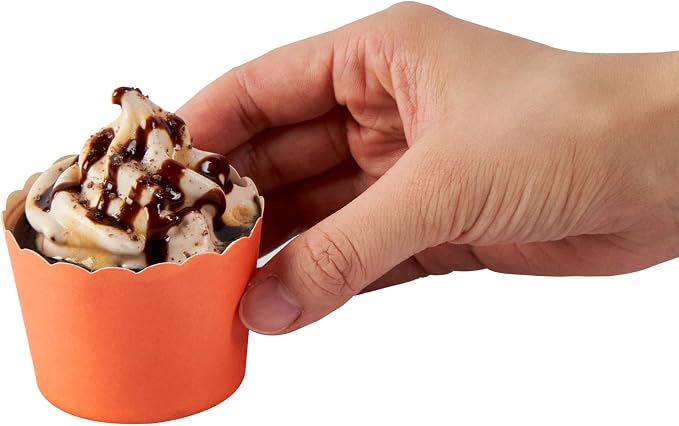 Restaurantware Baking Cups 200 Pack of 3.38 oz Paper Cupcake Liners Greaseproof Scalloped Oven-Safe Elegant Dessert Muffin Cups Disposable for Parties - Image 11