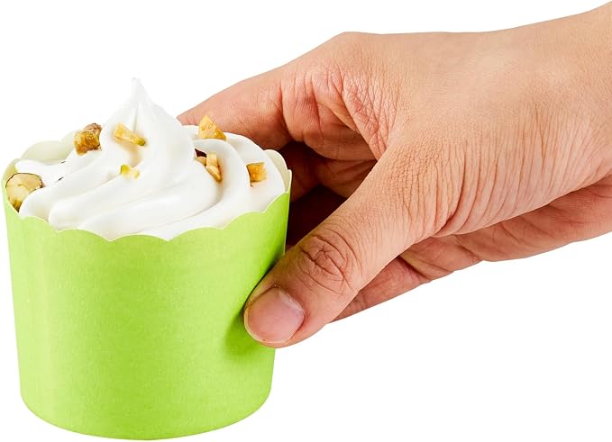 Restaurantware Baking Cups 200 Pack of 6 oz Paper Cupcake Liners Greaseproof Scalloped Oven-Safe Elegant Dessert Muffin Cups Disposable for Parties - Image 11