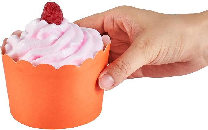 Restaurantware Baking Cups 200 Pack of 10 oz Paper Cupcake Liners Greaseproof Scalloped Oven-Safe Elegant Dessert Muffin Cups Disposable for Parties - Image 11
