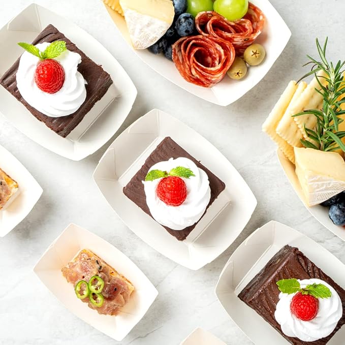Restaurantware-Bio Tek 4 Ounce Paper Boats, 400 Disposable #25 Food Trays - PE Lining, Durable, White Paper Food Baskets, For Concession Stands, Picnics, or Fairs, Stackable - Image 11