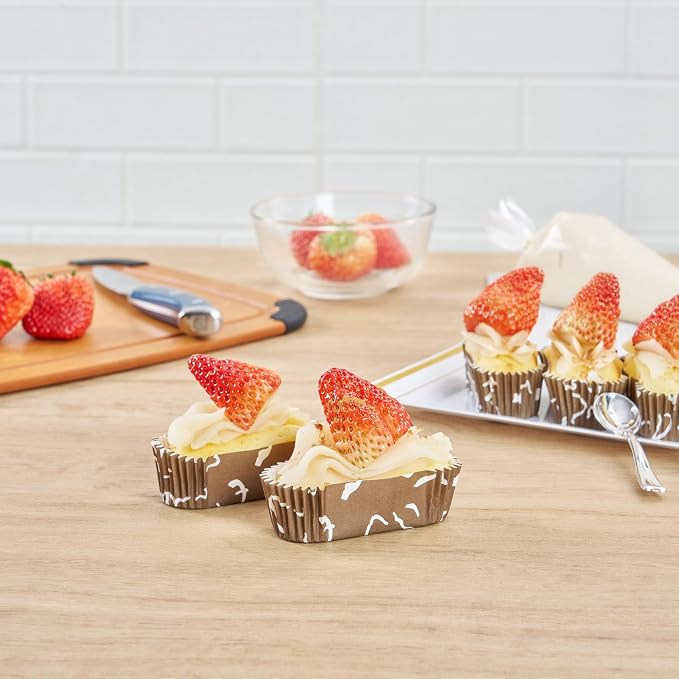 Restaurantware-Panificio 1.4 Ounce Baking Cups, 200 Ridged Cupcake Liners - Oven-Ready, Freezable, Brown And White Paper Muffin Cases, Disposable, Chocolate Wisp, For Wedding Parties, Baby Showers - Image 4