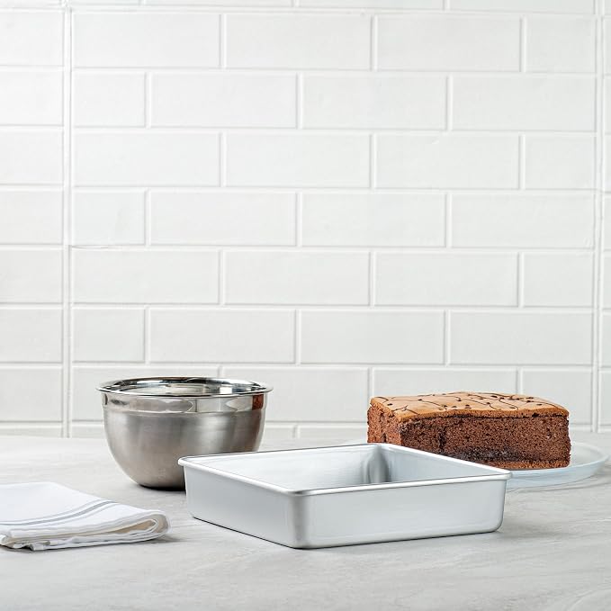 Restaurantware 8x8 Cake Pan - 1 Count Aluminum Square Baking Pan With Straight Sides - Oven-Safe Layer Cake Pan For Even-Heated Baking - Silver - Image 6