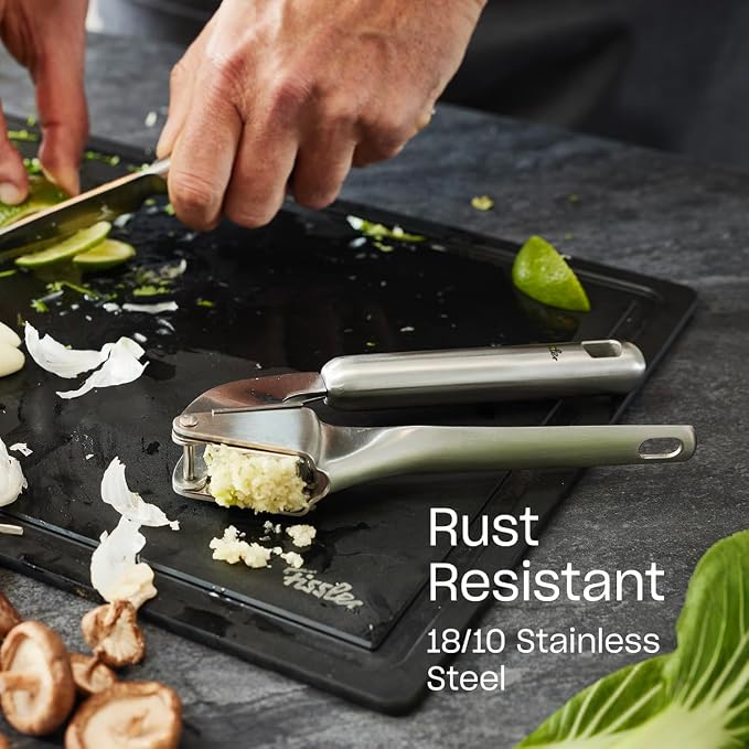 Fissler Essential Garlic Press, 18/10 Stainless Steel Garlic Mincer & Crusher, Kitchen Cooking Utensil, Ergonomic Handle, Easy to Clean, Dishwasher Safe - Image 3