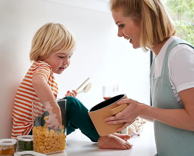 Mepal Food Storage Container 4-Piece Set - Food Containers - Kitchen Container & Organizer - Stackable & Airtight Food Storage Container - 2x 1000 ml, 1x 1500 ml & 1x 425 ml- White - Image 5