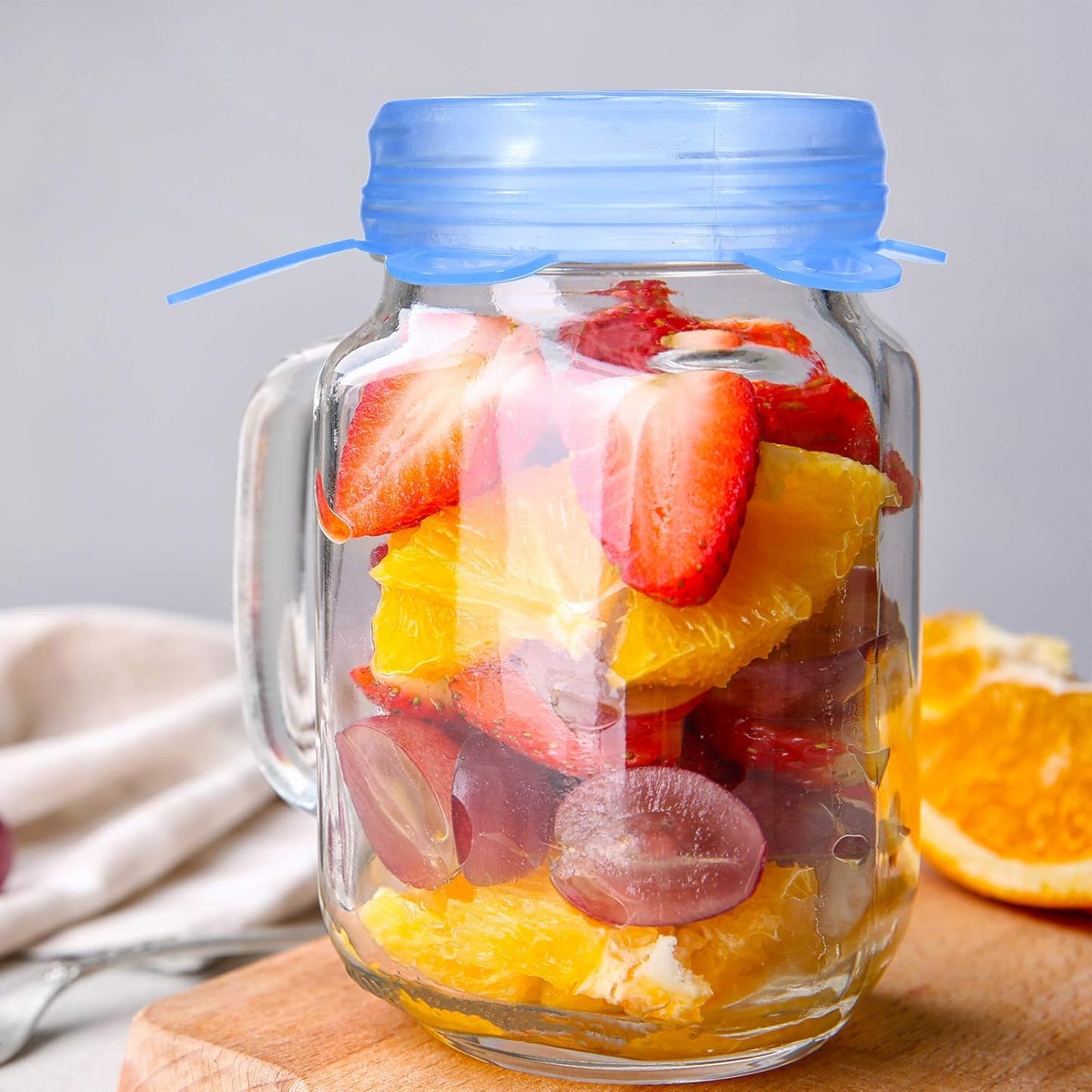 Patelai 24 Pieces Silicone Stretch Can Lids Reusable Expandable Jar Lid Soda Beer Cans Round Elastic Container Food Storage Covers for Mug Cup Small Bowl Fruits Vegetables Storage