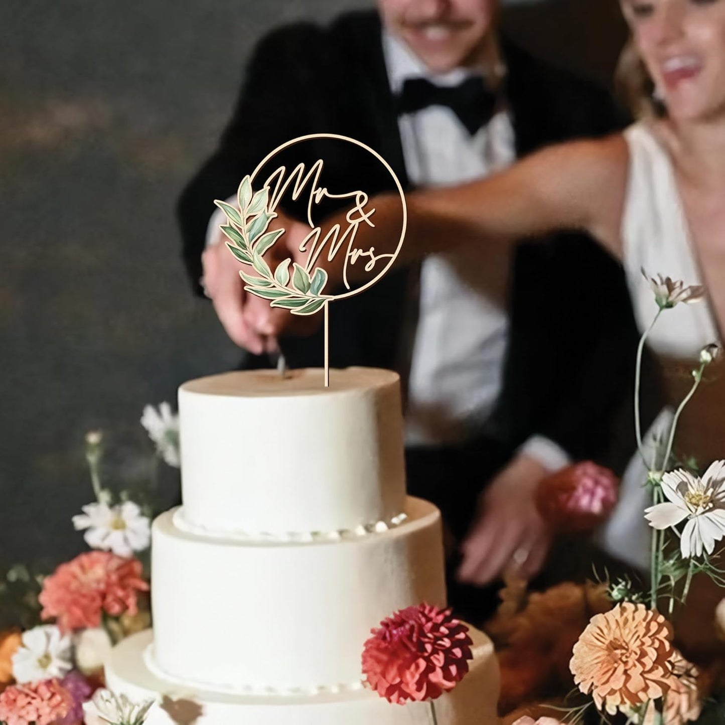 Wooden Wedding Cake Toppers, Wedding Cake Toppers Bride and Groom, Anniversary Mr and Mrs Cake Topper, Cake Decoration