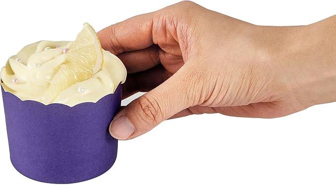 Restaurantware Baking Cups 200 Pack of 6 oz Paper Cupcake Liners Greaseproof Scalloped Oven-Safe Elegant Dessert Muffin Cups Disposable for Parties - Image 11