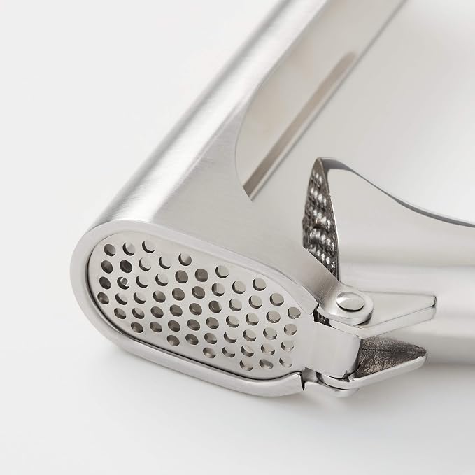 Rösle Stainless Steel Mincing Garlic Press, Premium - Image 3