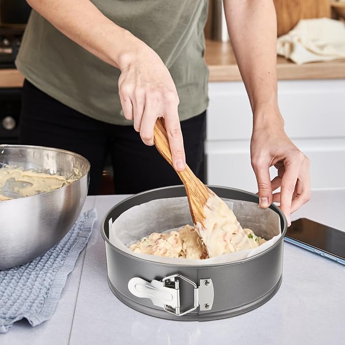 Funnymoom 4 Pcs 8 Inch Non Stick Springform Pan with Removable Bottom Carbon Steel Round Springform Cheesecake Pan with Stainless Steel Spring Buckles for Baking Kitchens Restaurant(Gray) - Image 6