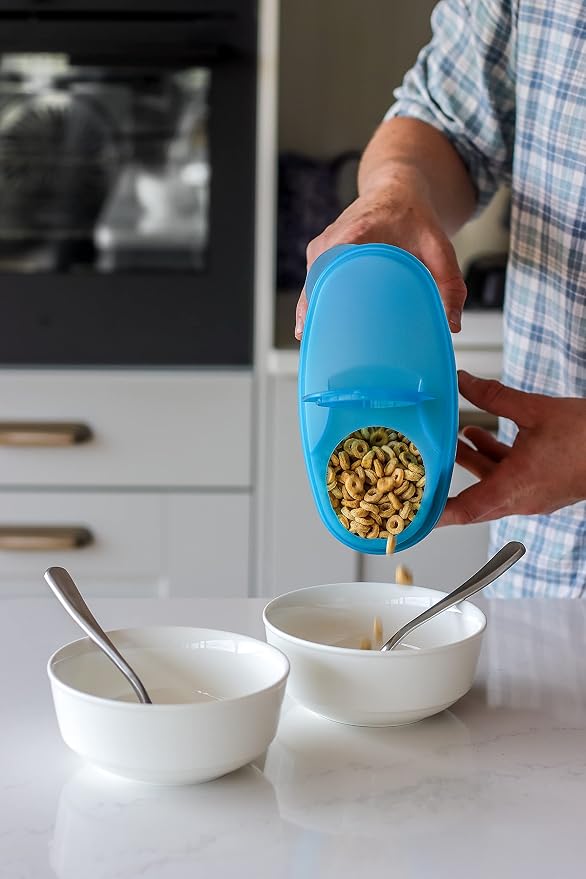 KitchenCraft Plastic Dry Food Storage Containers with Clip Lids for Cereal, Pasta, Rice, BPA-Free, Set of 3 - Image 6