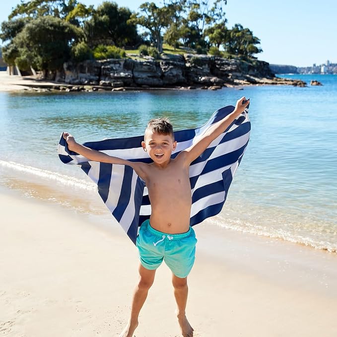 Dock & Bay Beach Towel - Quick Dry, Sand Free - Compact, Lightweight - 100% Recycled - Includes Bag - Cabana - Navy - Large (160x90cm, 63x35) - Image 5