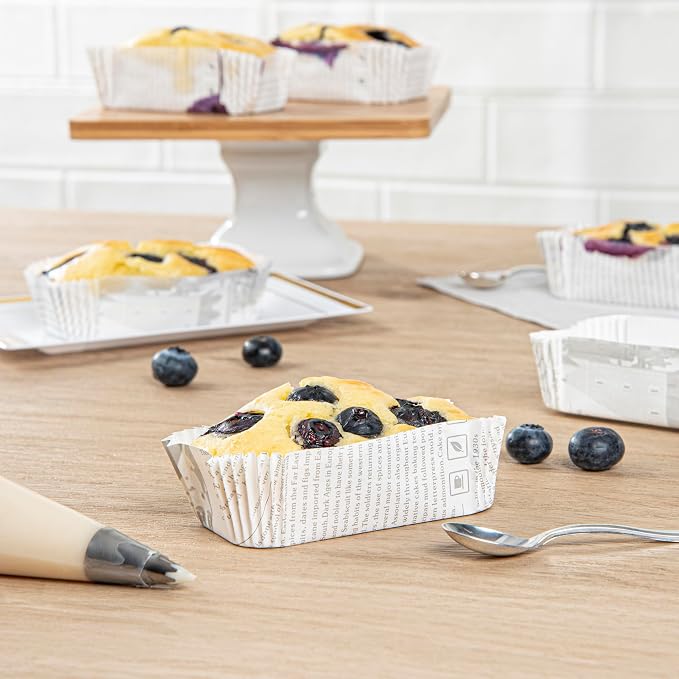 Restaurantware 5 oz Paper Elliptical Newsprint Large Baking Cup, 200 Pack - Image 6