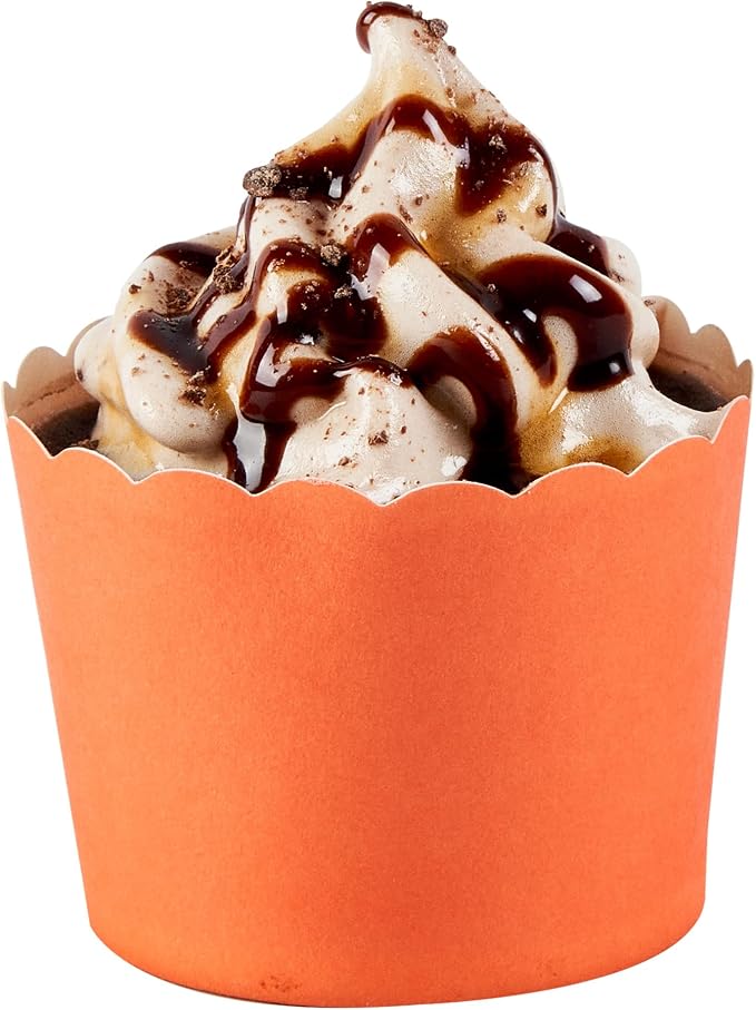 Restaurantware Baking Cups 200 Pack of 3.38 oz Paper Cupcake Liners Greaseproof Scalloped Oven-Safe Elegant Dessert Muffin Cups Disposable for Parties - Image 9