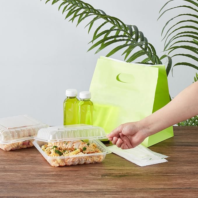 Restaurantware 40 oz Square Frosted Plastic Clamshell Container, 100 Pack - Image 5