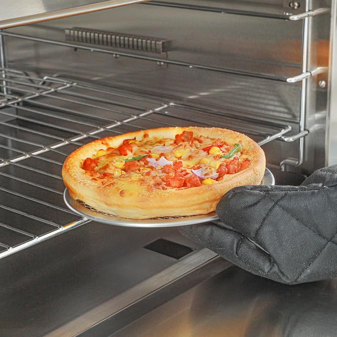 Restaurantware 8 Inch Aluminum Pizza Screen Pack of 12 Mesh Baking Tool For Crispy Crust, Lightweight Stackable Seamless Rim Rust-Resistant Baking Screen, Reusable for Pizzerias, Home Oven Use - Image 5