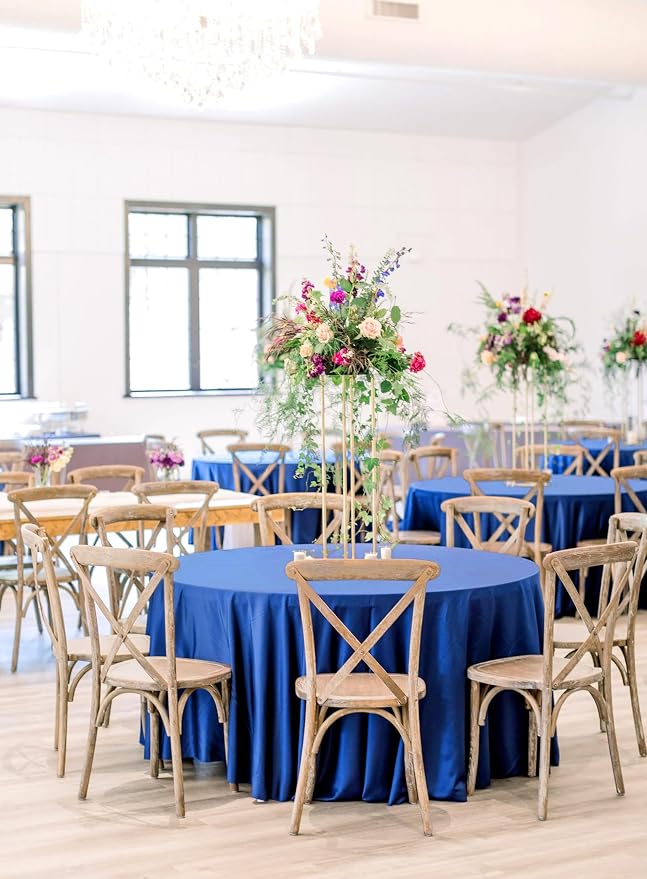 8 Pack Royal Blue Round Tablecloths, Diameter of 120 inch - Image 6