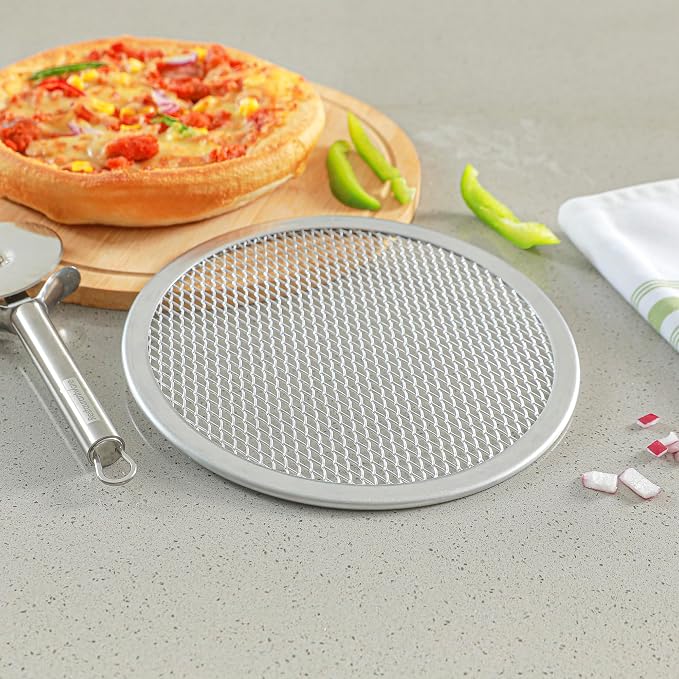 Restaurantware 8 Inch Aluminum Pizza Screen Pack of 144 Mesh Baking Tool For Crispy Crust, Lightweight Stackable Seamless Rim Rust-Resistant Baking Screen, Reusable for Pizzerias, Home Oven Use - Image 3