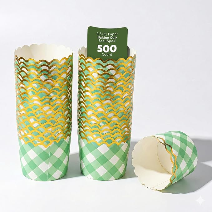 Restaurantware 4.5 oz Green Paper Plaid Scalloped Baking Cup, 500 Pack by Restaurantware