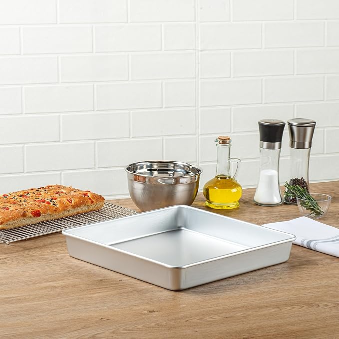 Restaurantware Square Cake Pan 12 Count 12 x 12 x 2 Inch Aluminum Square Baking Pan Straight-Sided Silver Oven-Safe Bakeware For Professional Bakers - Image 6