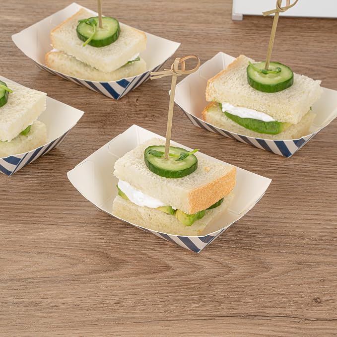 Restaurantware-Bio Tek 4 Ounce Paper Boats, 50 Disposable #25 Food Trays - PE Lining, Durable, Blue And White Striped Paper Food Baskets, For Concession Stands, Picnics, or Fairs - Image 7