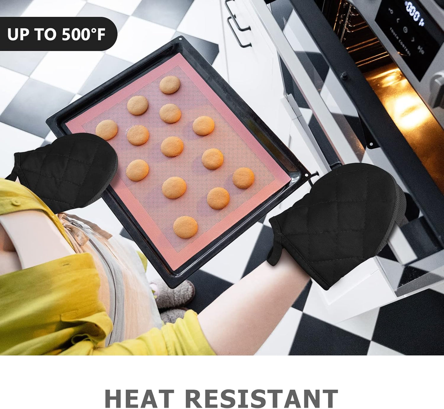 Qulable 1 Pair Short Oven Mitts - Silicone Kitchen Oven Gloves High Heat Resistant 500℉, Mini Oven Mits with Non-Slip Grip Surfaces and Hanging Loop for BBQ, Baking, Cooking and Grilling (Black)