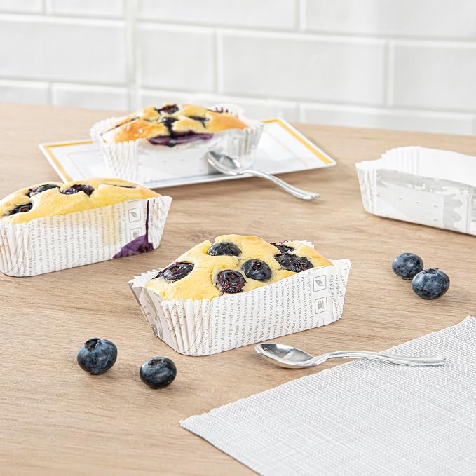 Restaurantware 5 oz Paper Elliptical Newsprint Large Baking Cup, 200 Pack - Image 4