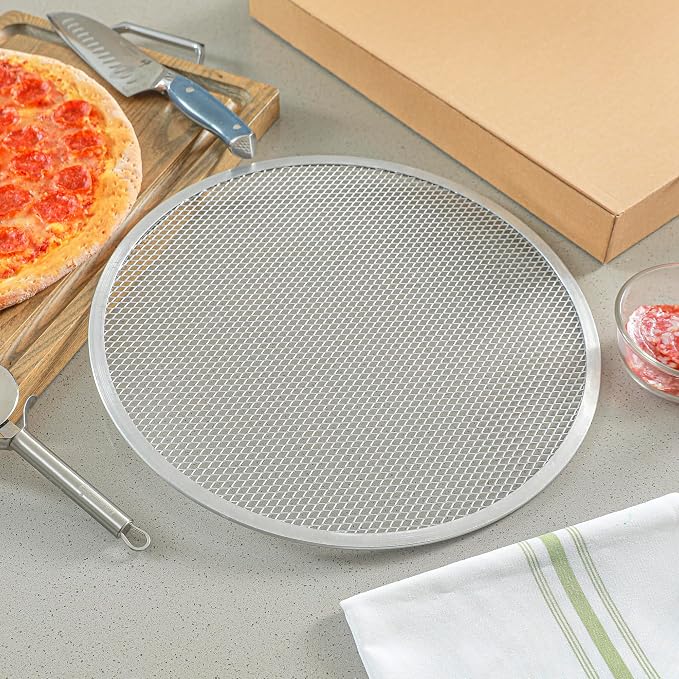 Restaurantware 14 Inch Aluminum Pizza Screen Pack of 1 Mesh Baking Tool For Crispy Crust, Lightweight Stackable Seamless Rim Rust-Resistant Baking Screen, Reusable for Pizzerias, Home Oven Use - Image 3