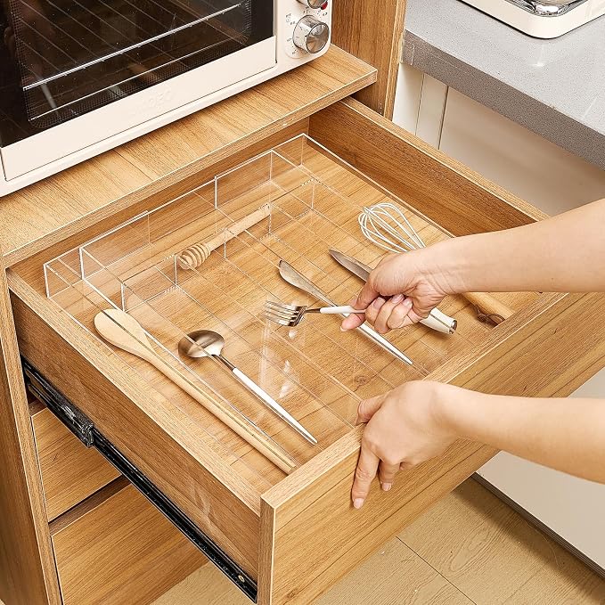 Teenyyou 1 Pack Expandable Kitchen Drawer Organizer Clear Acrylic Utensil Organizer Adjustable Acrylic Silverware Storage for Drawers Silverware Flatware Knives (12 x 16 Inches,5-7 Compartments) - Image 6
